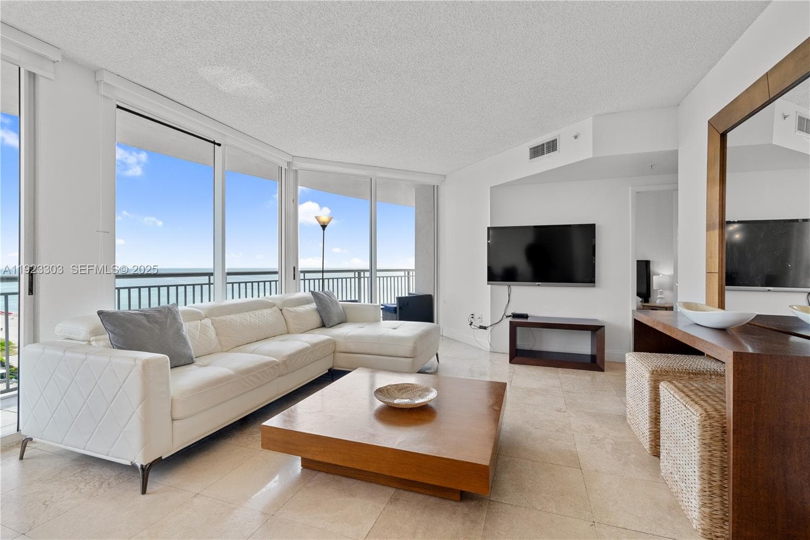 17375 E Collins Ave 1108 photo 4