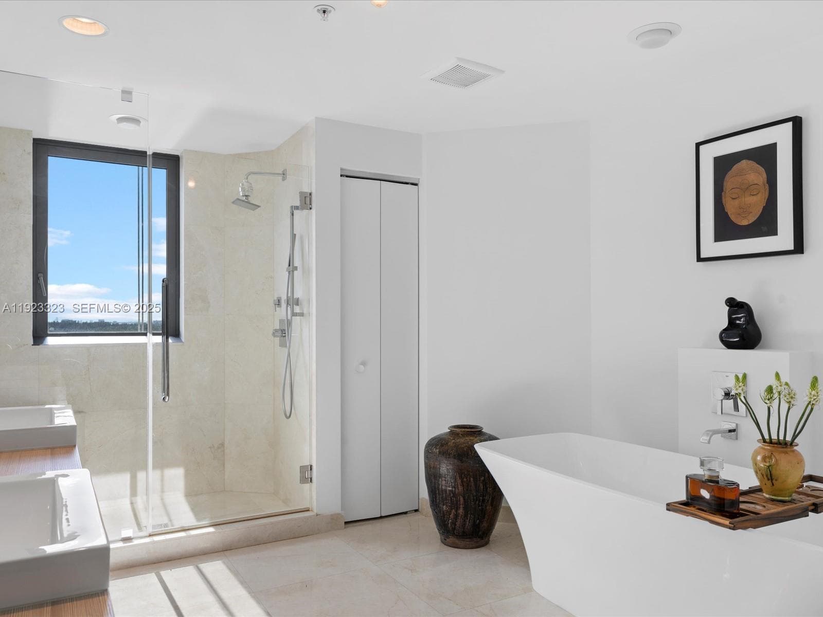 17111 Biscayne Blvd 1104 photo 15