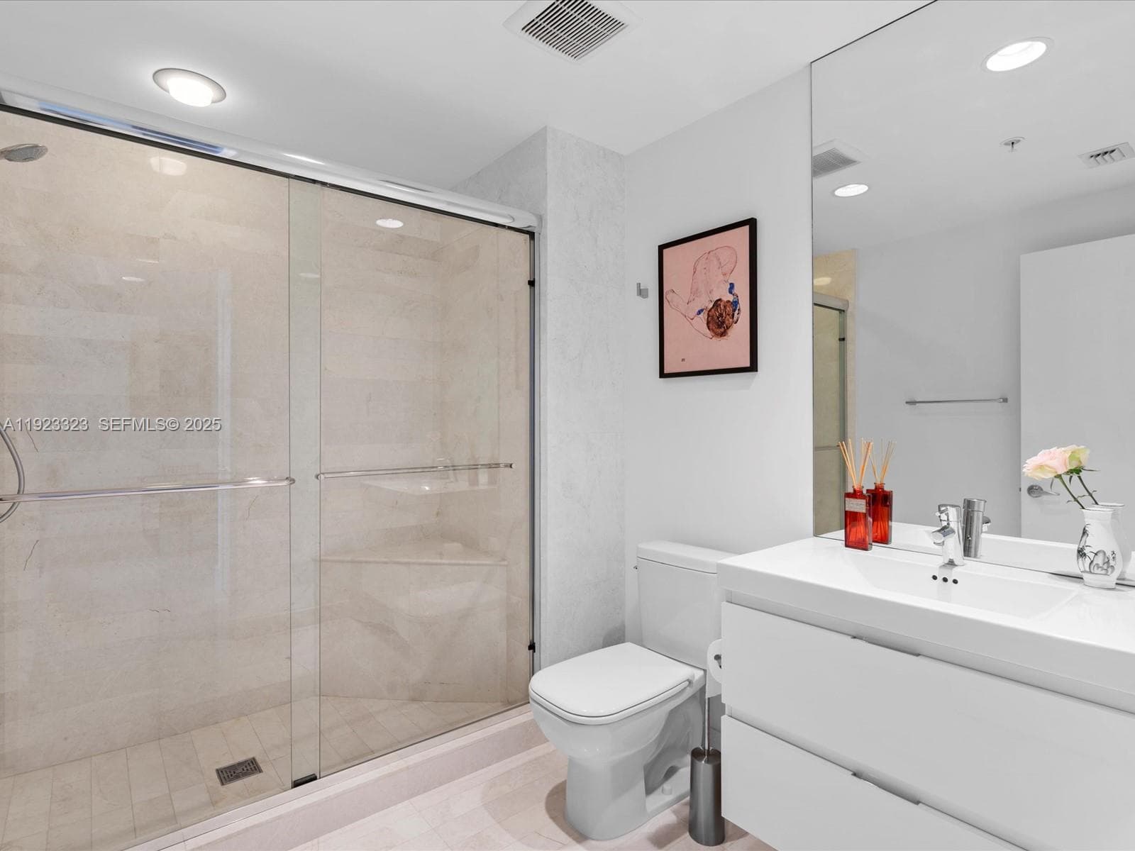 17111 Biscayne Blvd 1104 photo 21