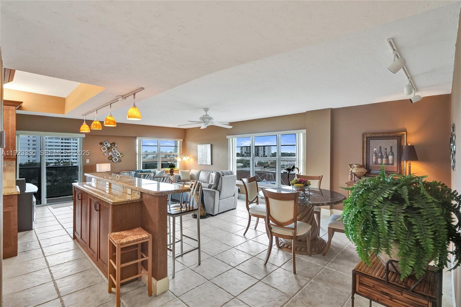 5100 Dupont Blvd 6M photo 2