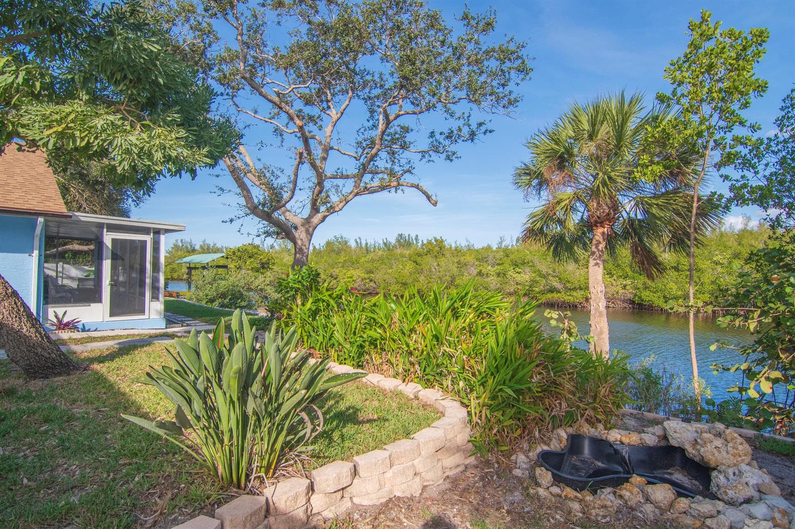 922 Jackson Way photo 4