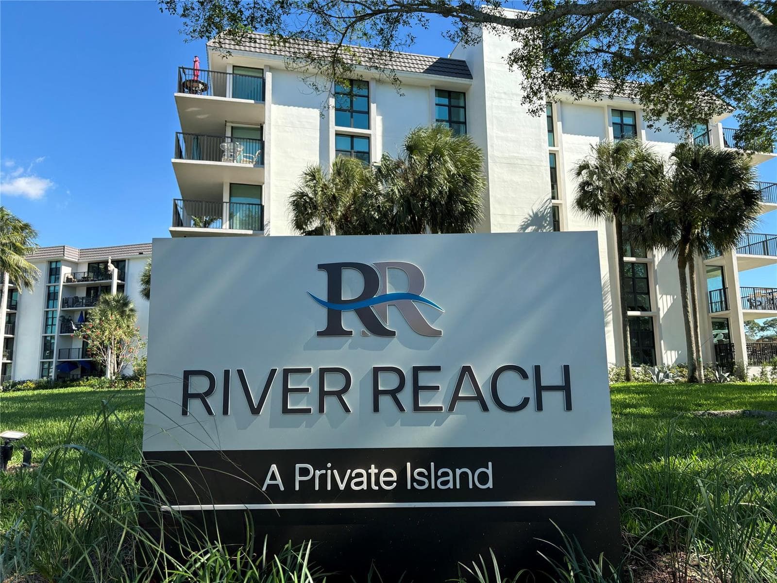 900 River Reach Drive 216 photo 1