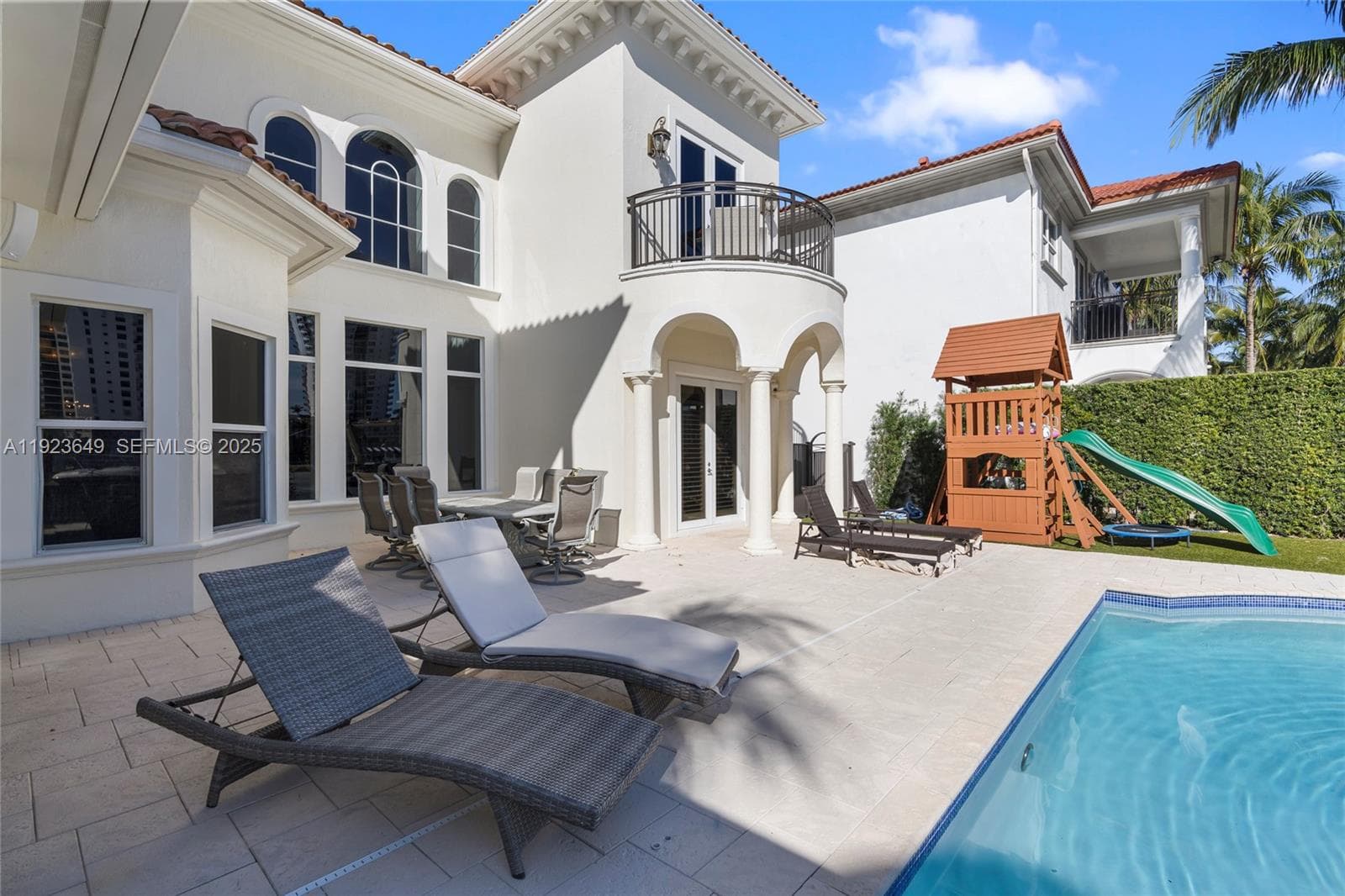 1555 Windjammer Way photo 14