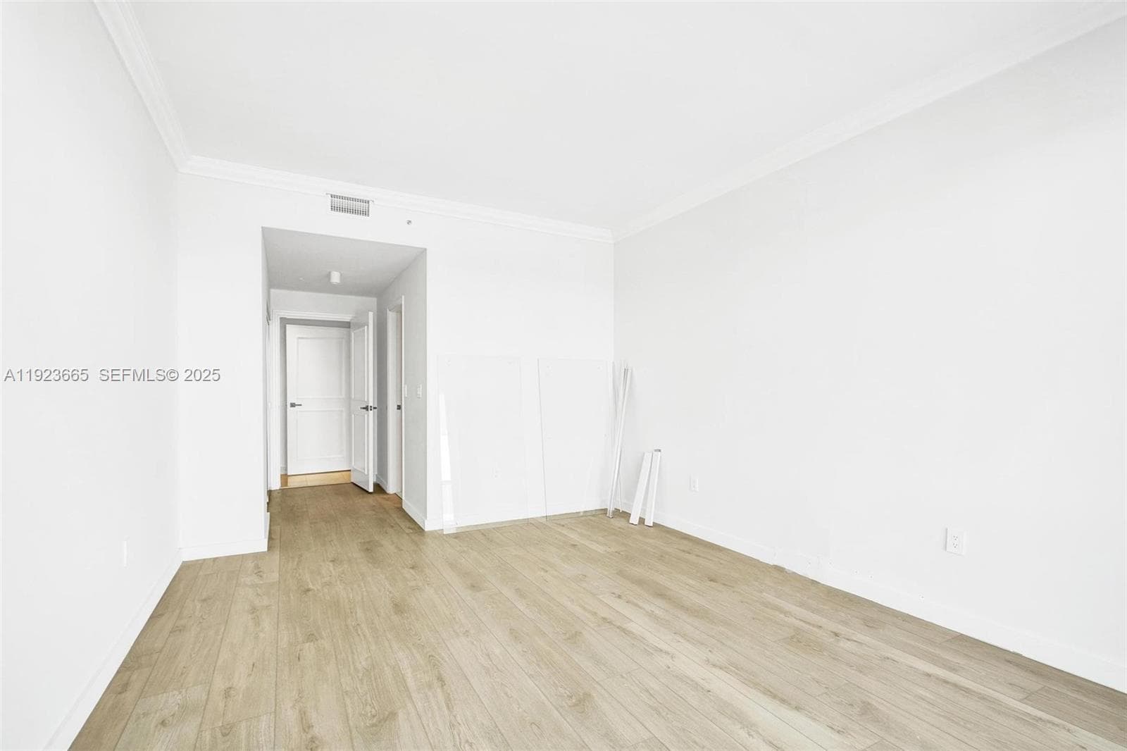 10101 Collins Ave 17A photo 23