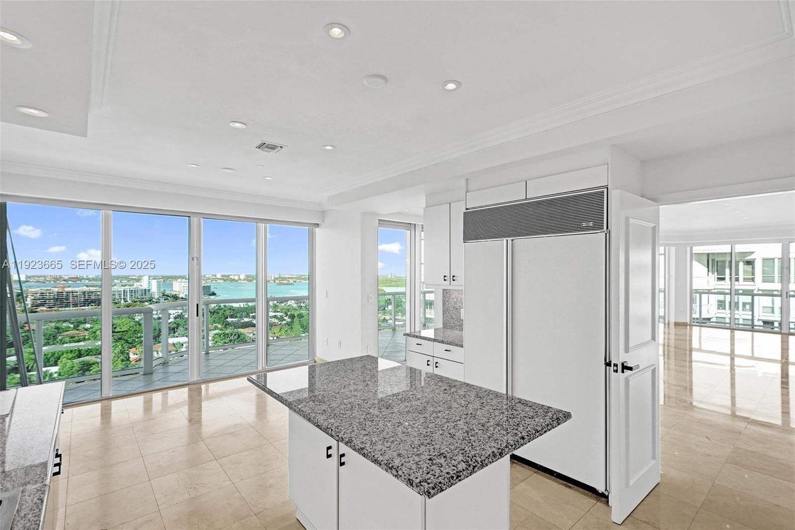 10101 Collins Ave 17A photo 2