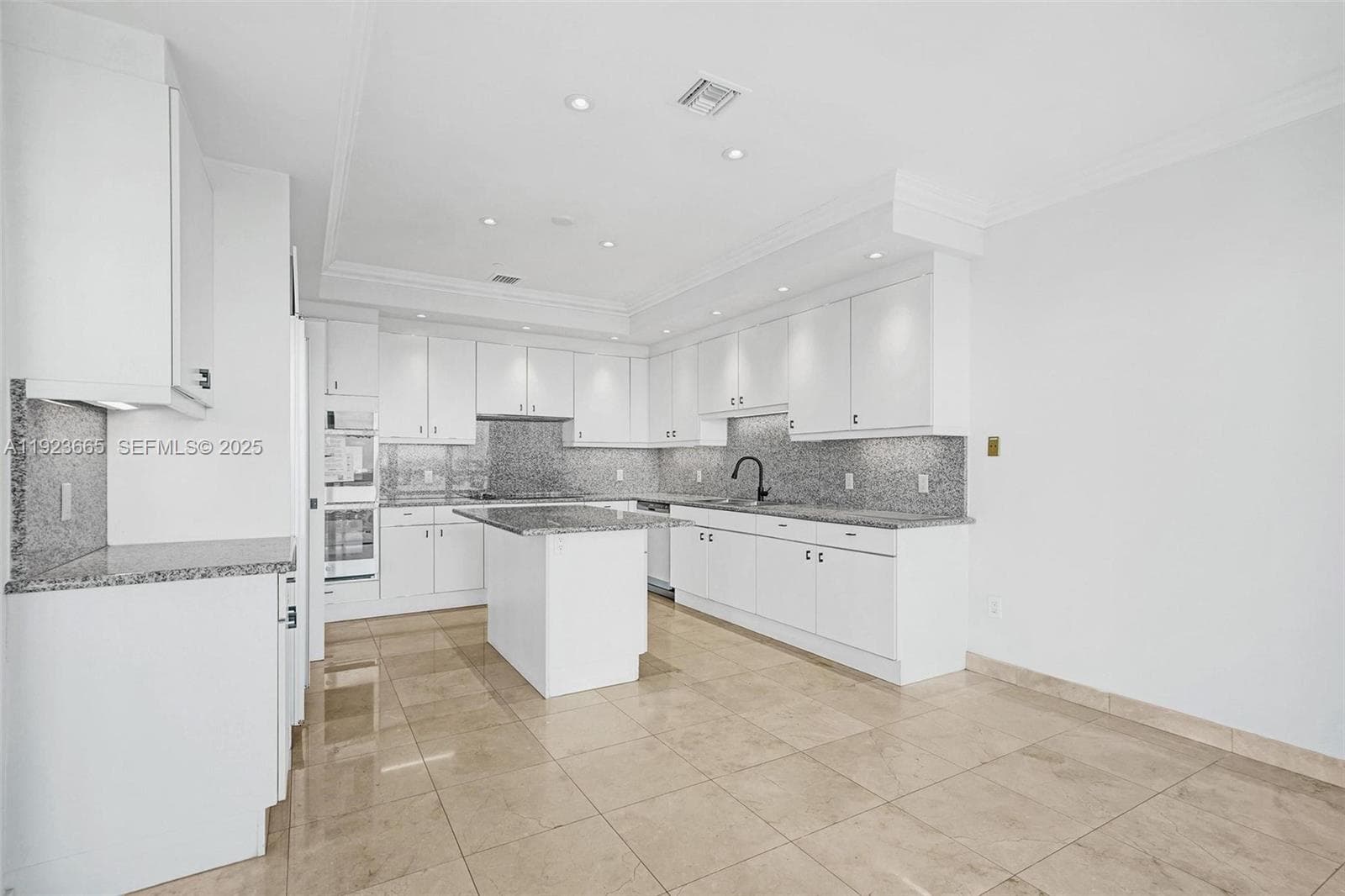 10101 Collins Ave 17A photo 13