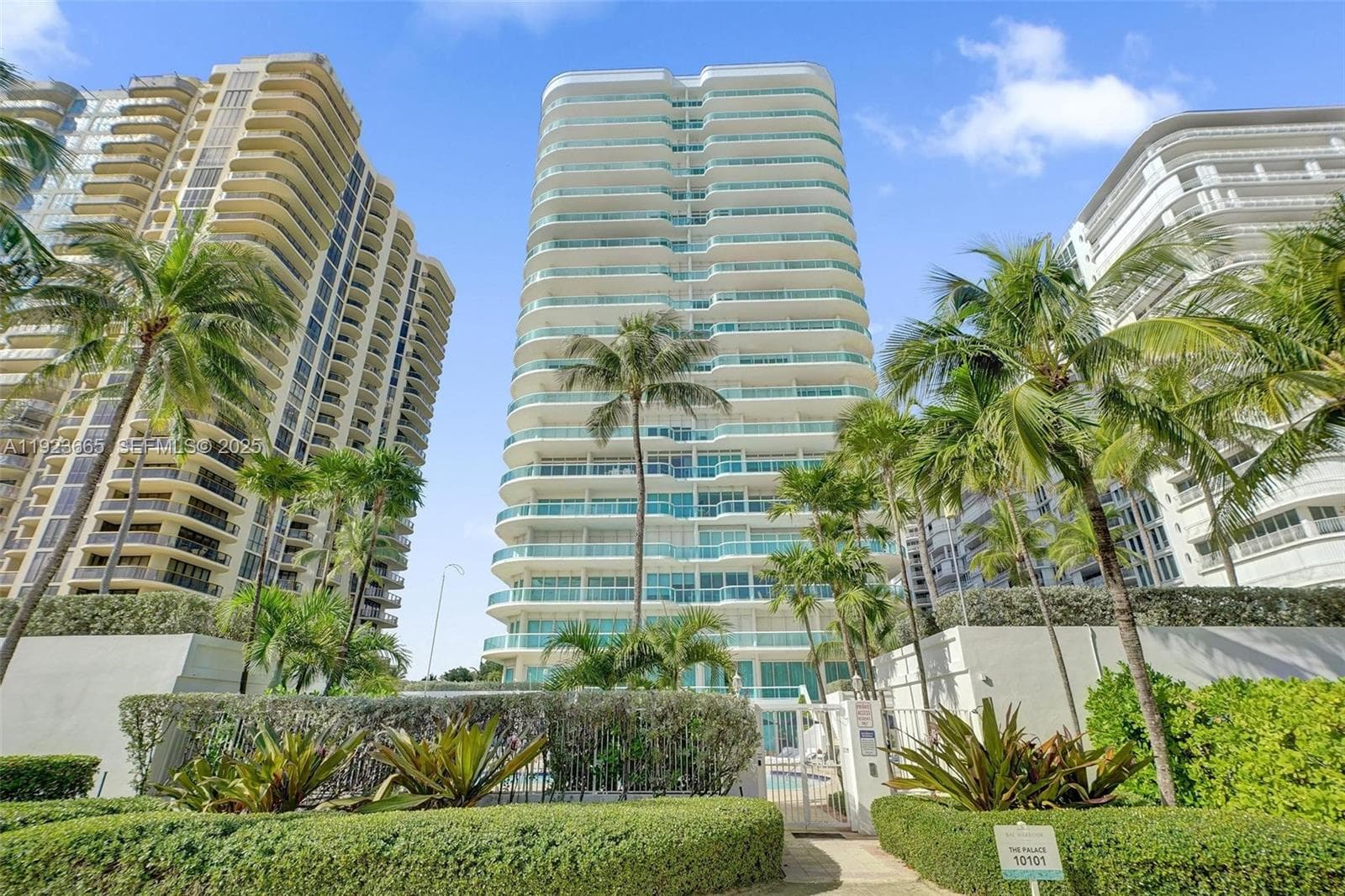10101 Collins Ave 17A photo 1
