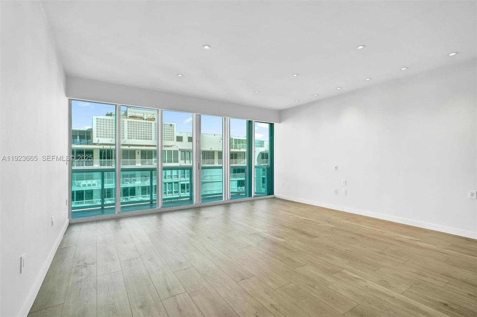 10101 Collins Ave 17A photo 19