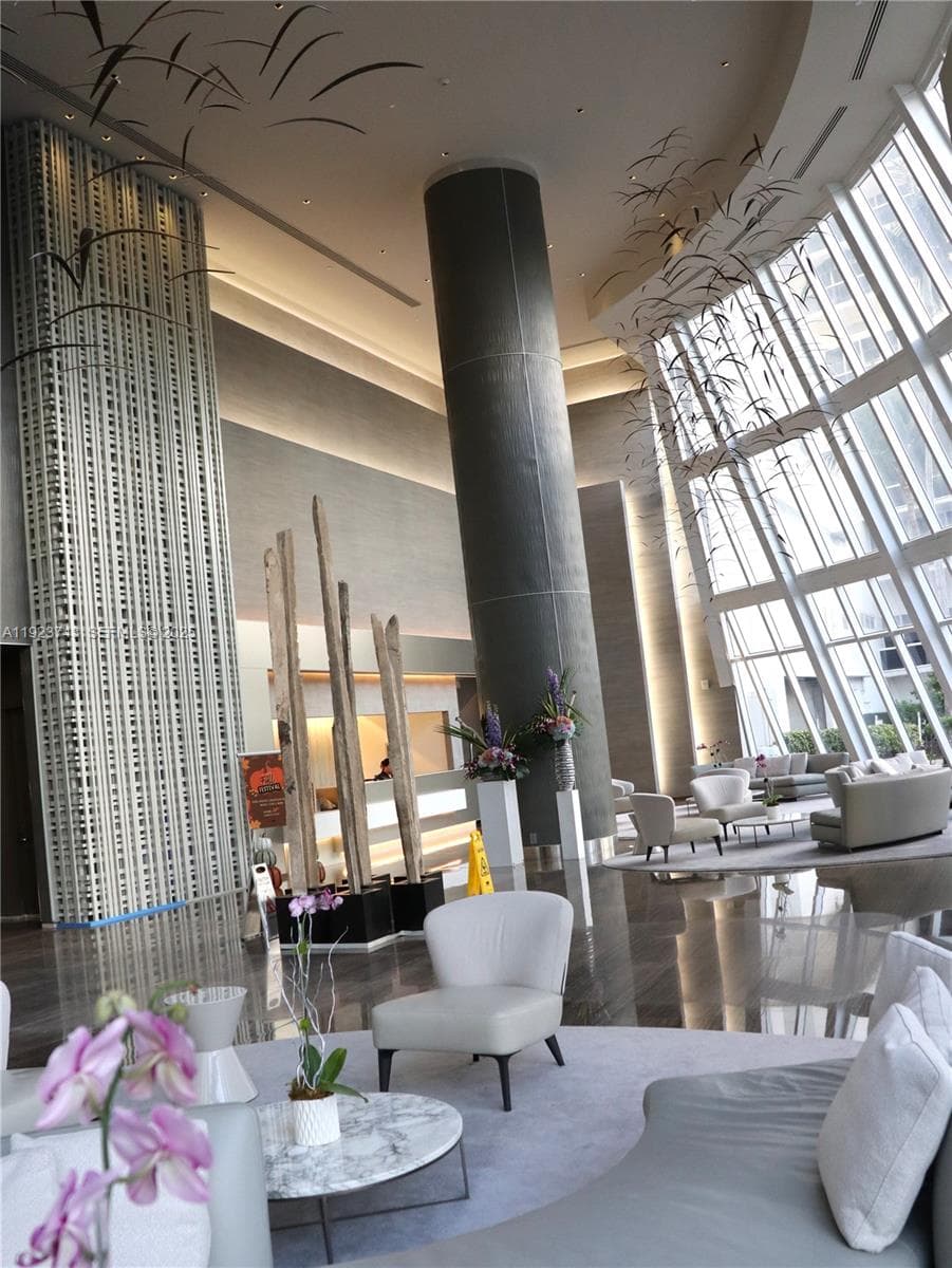 1830 Ocean Dr 3303 photo 25