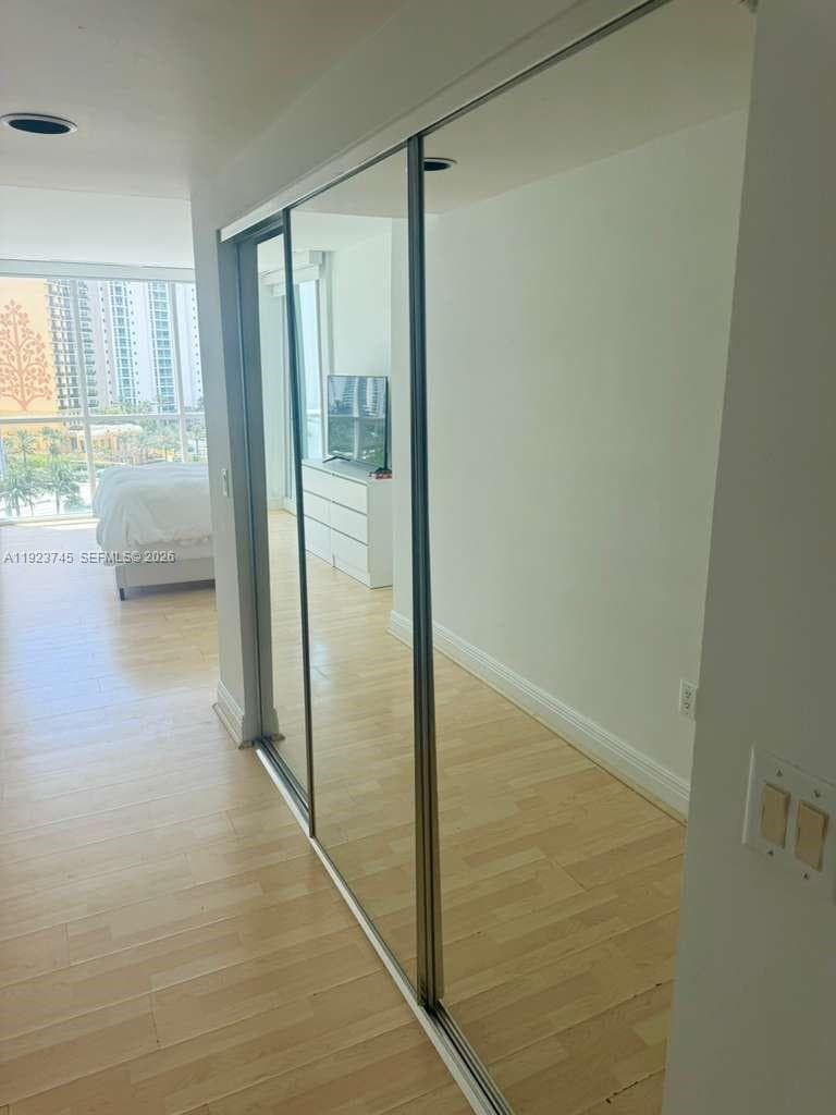 16400 Collins Ave 942 photo 12