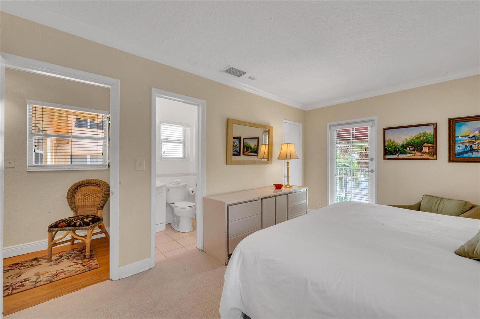 341 N Birch Road 204 photo 16