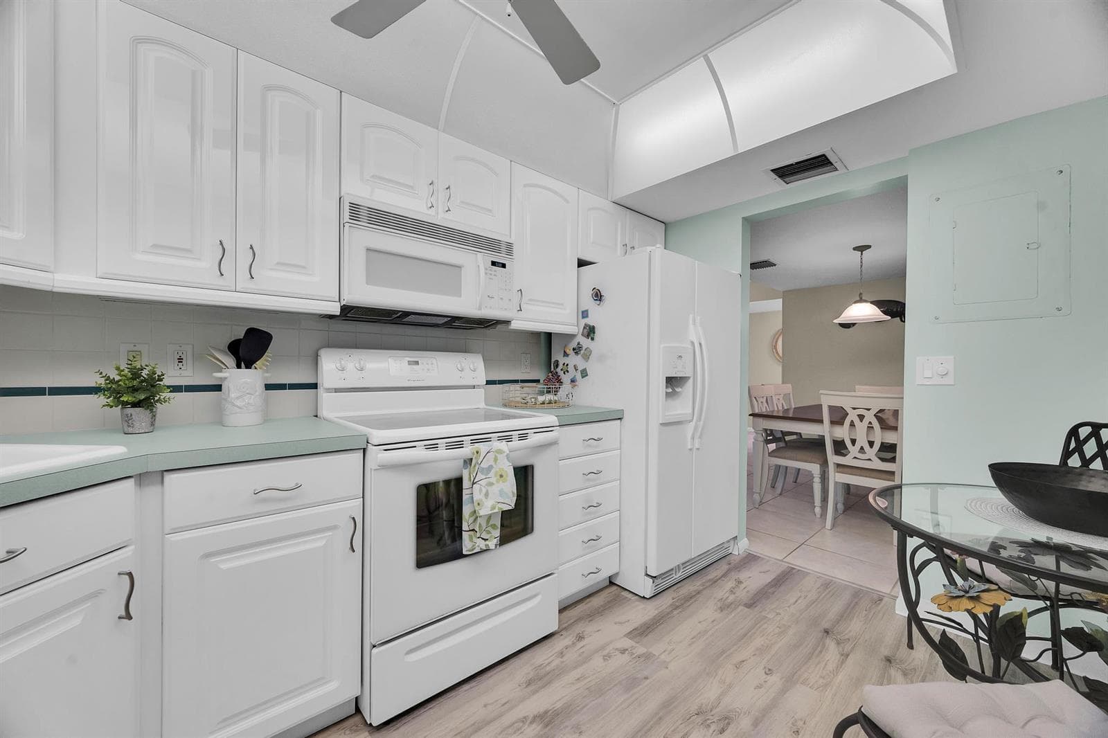 3492 NE Causeway Boulevard 103 photo 3