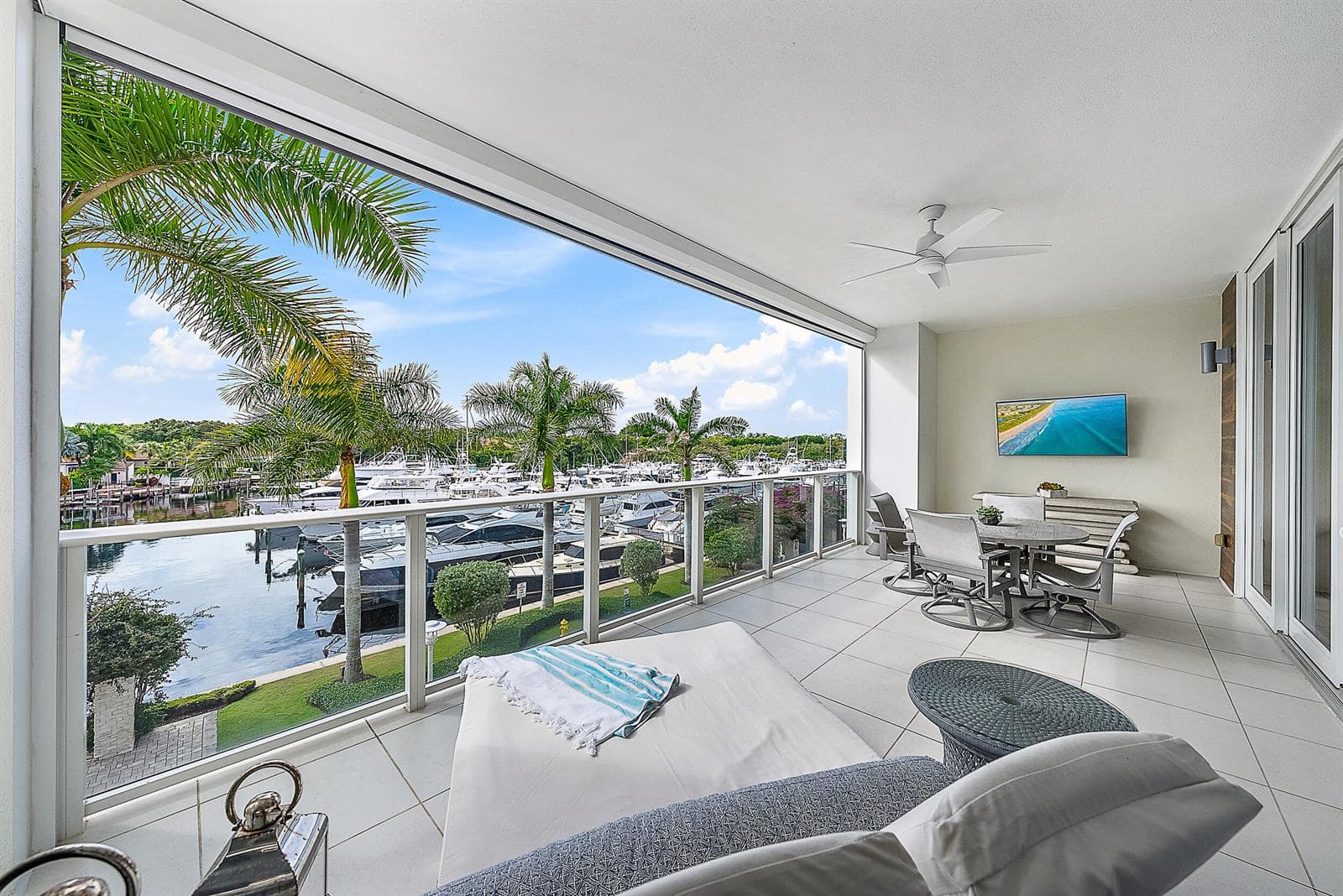 2700 Donald Ross Road 306 photo 2