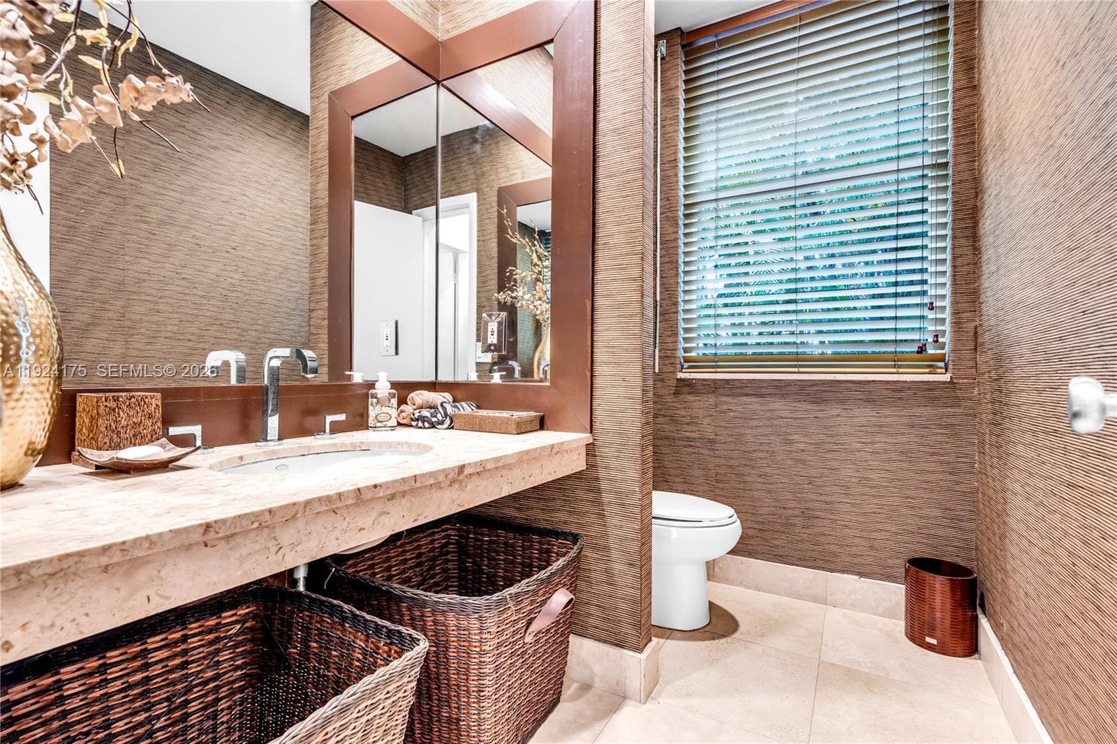 591 N Mashta Dr photo 21