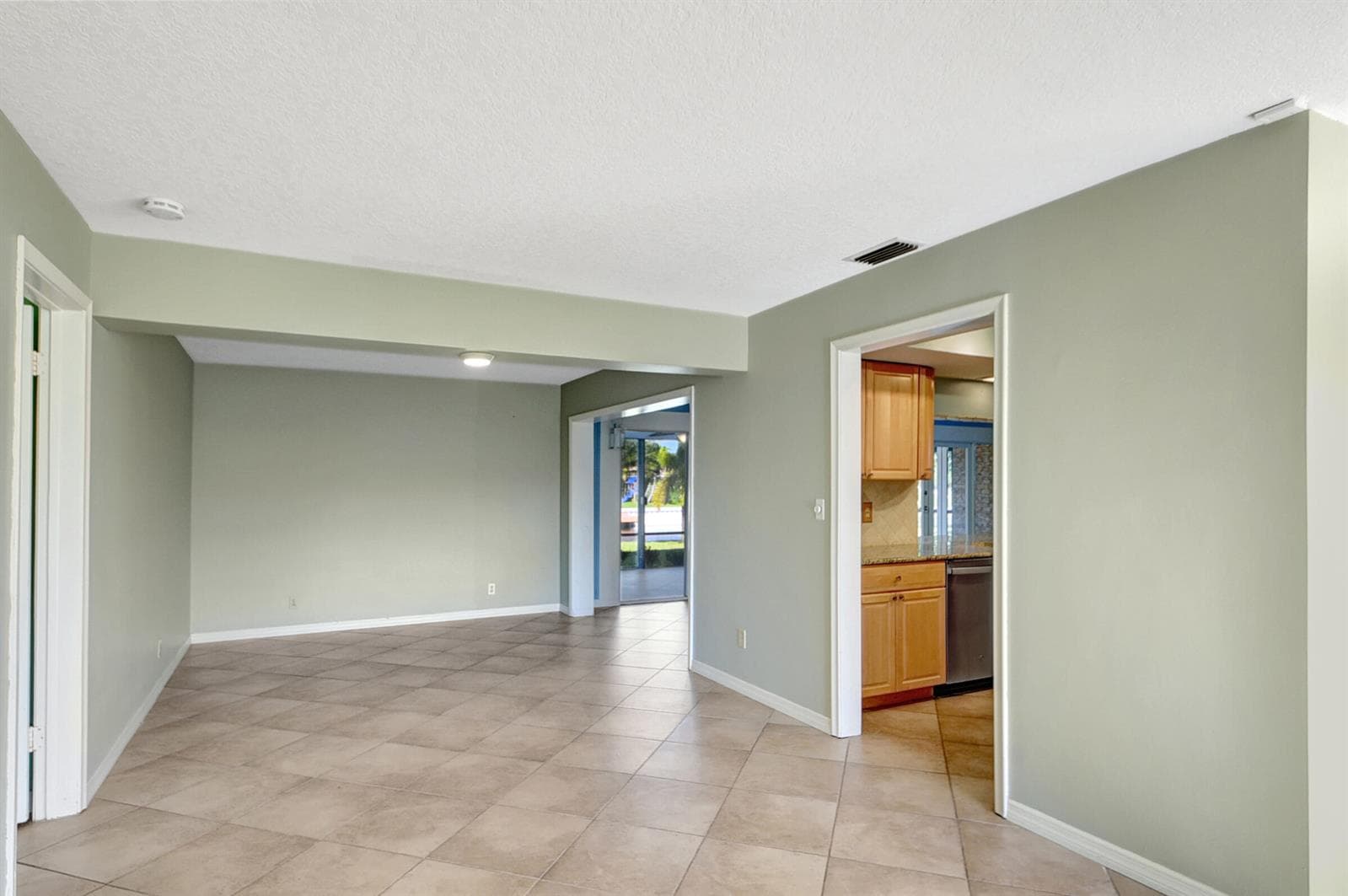 1753 W Terrace Drive photo 13