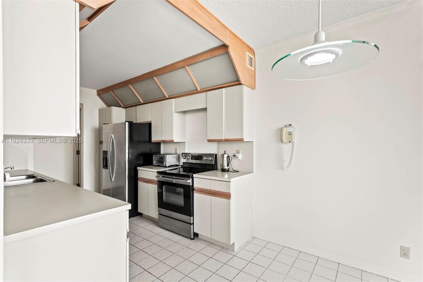 19500 Turnberry Way 26-C photo 10