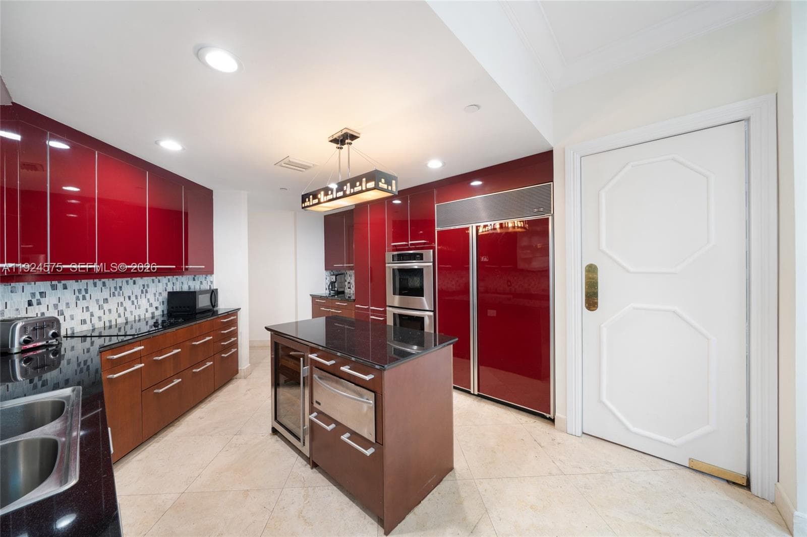 10225 Collins Ave 404 photo 18