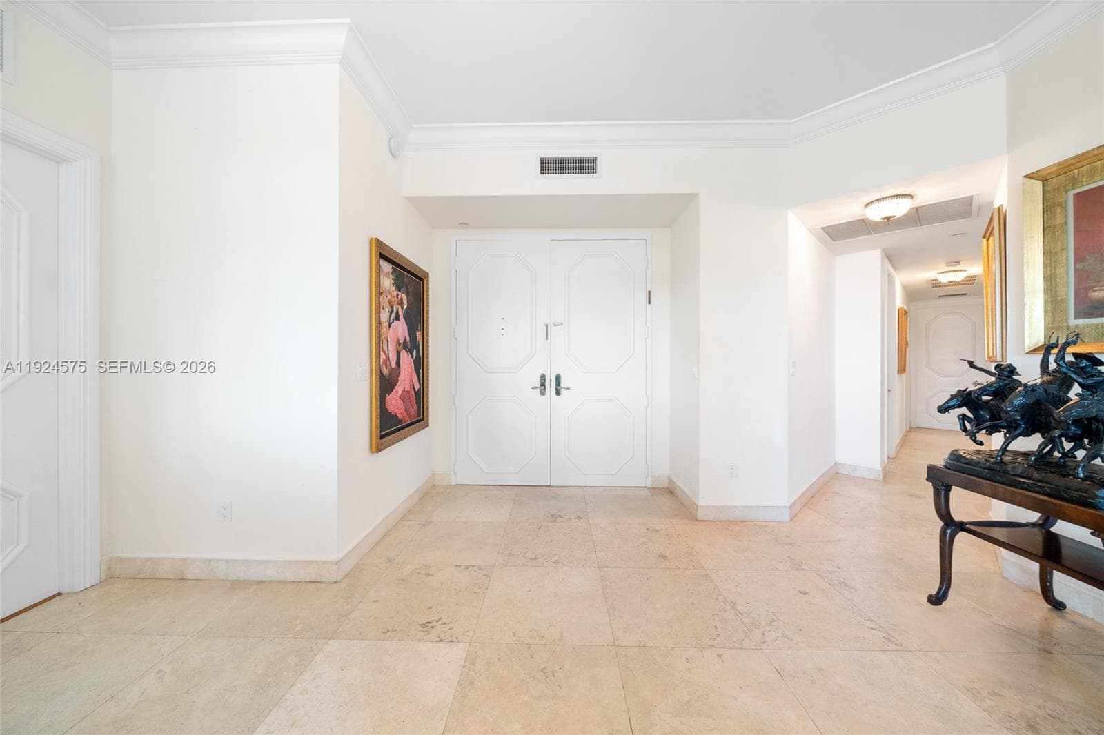 10225 Collins Ave 404 photo 4