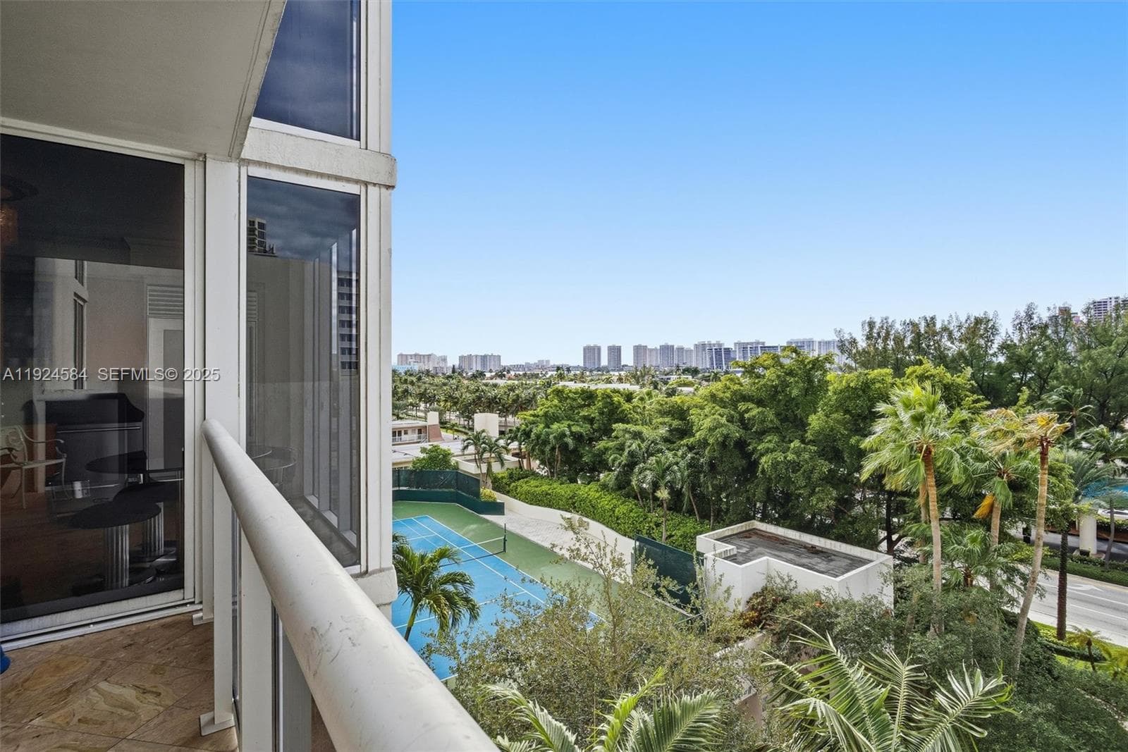 19111 Collins Ave 505 photo 23