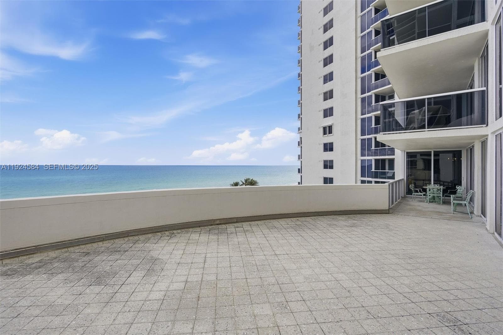 19111 Collins Ave 505 photo 2
