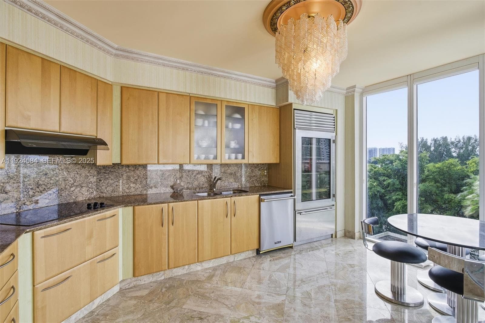 19111 Collins Ave 505 photo 18