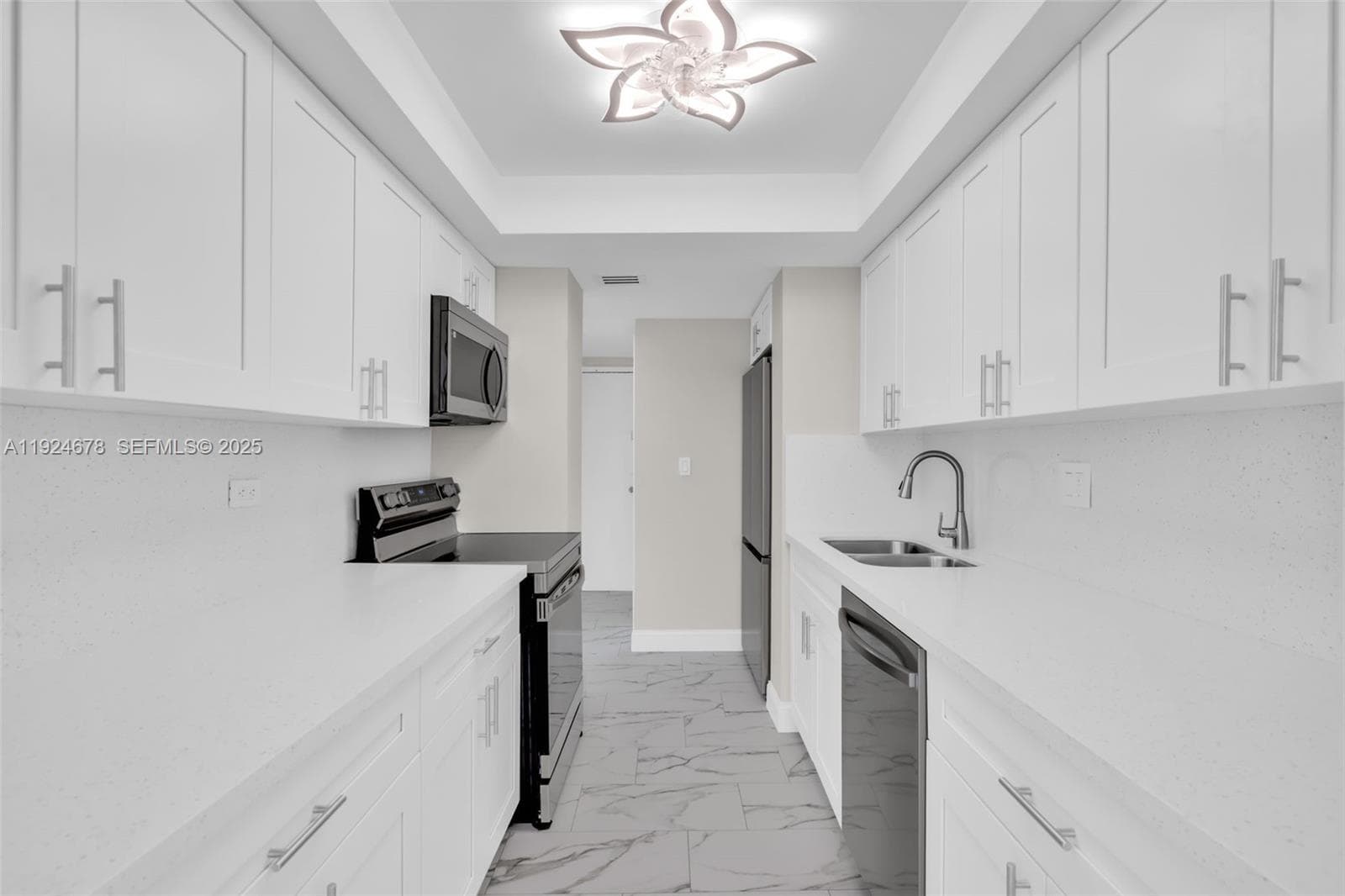 251 174th St 1415 photo 6