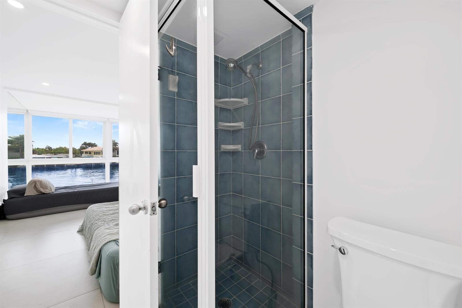 3100 NE 49th Street 204 photo 22