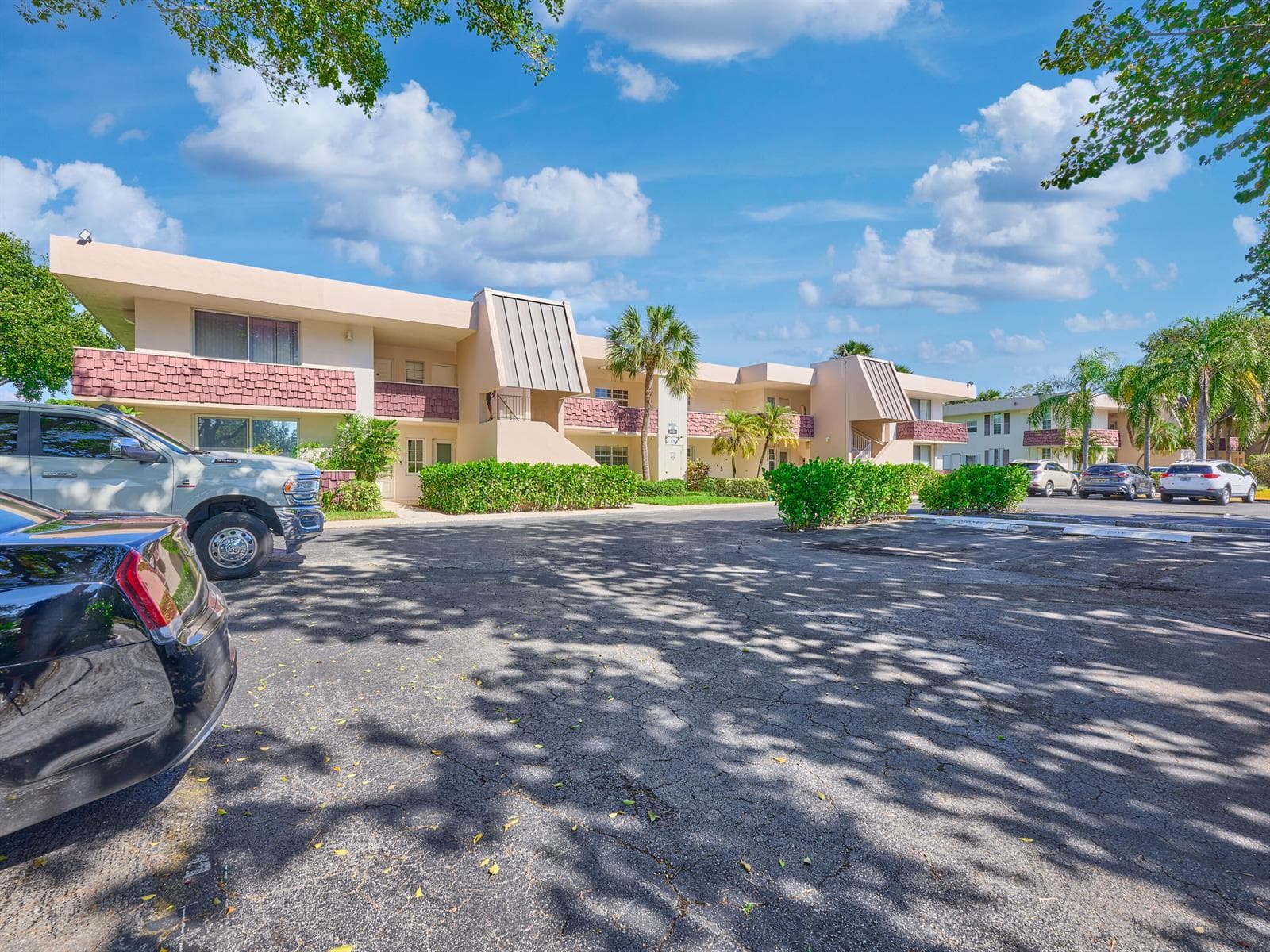 3001 S Palm Aire Drive 107 photo 6