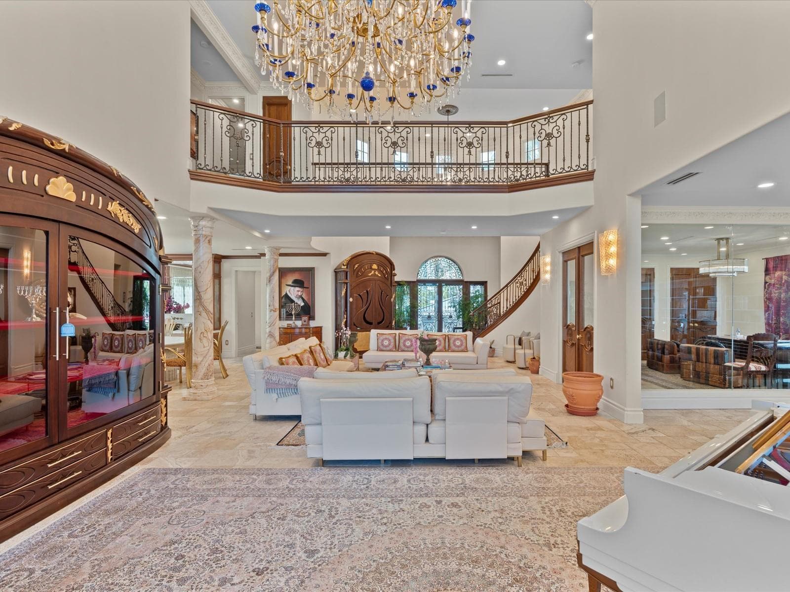 555 Ocean Boulevard photo 11