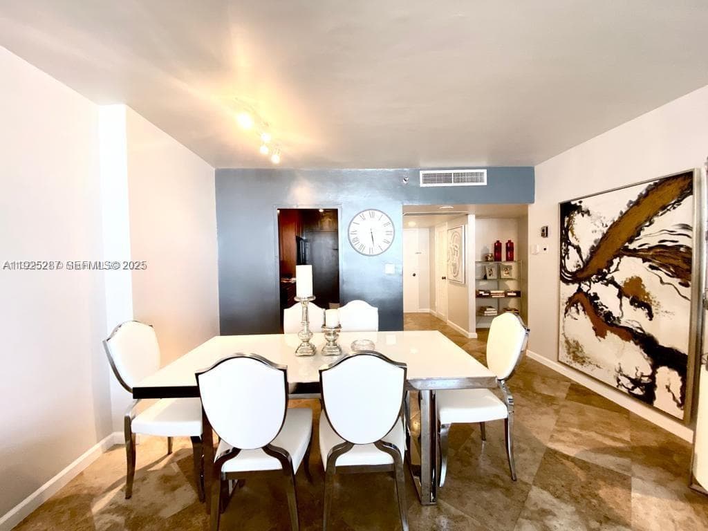100 Lincoln Rd 608 photo 5