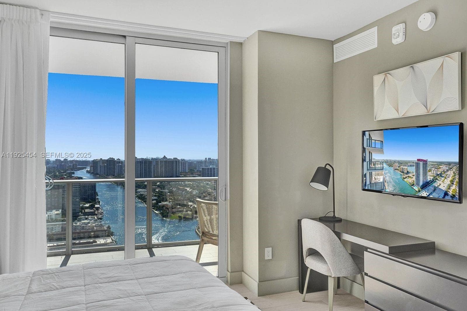 4010 S Ocean Dr R1108 photo 14