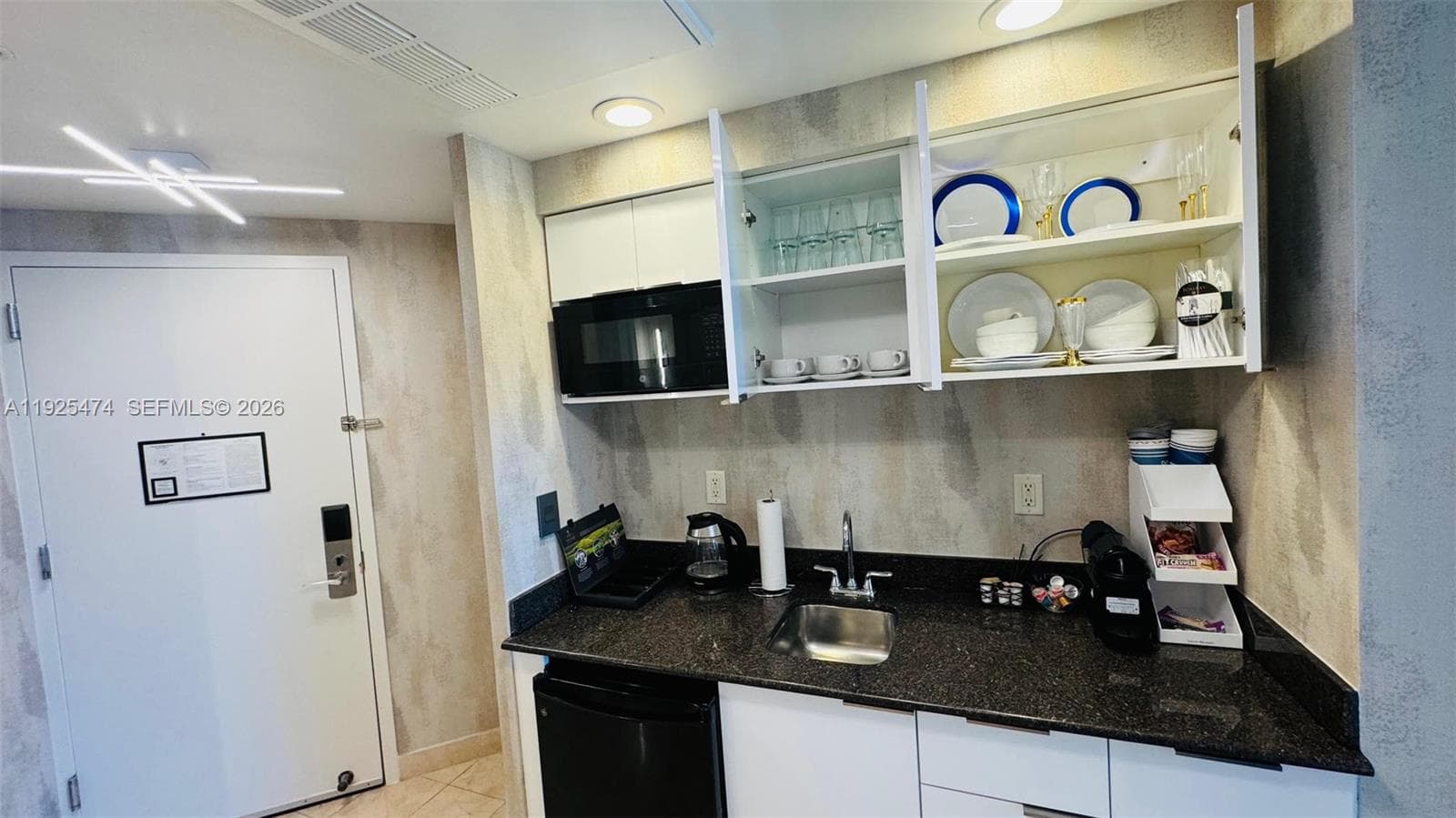 18001 Collins Ave 1110 photo 17
