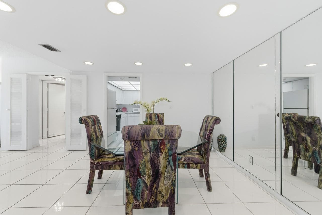 4900 N Ocean Boulevard 303 photo 3