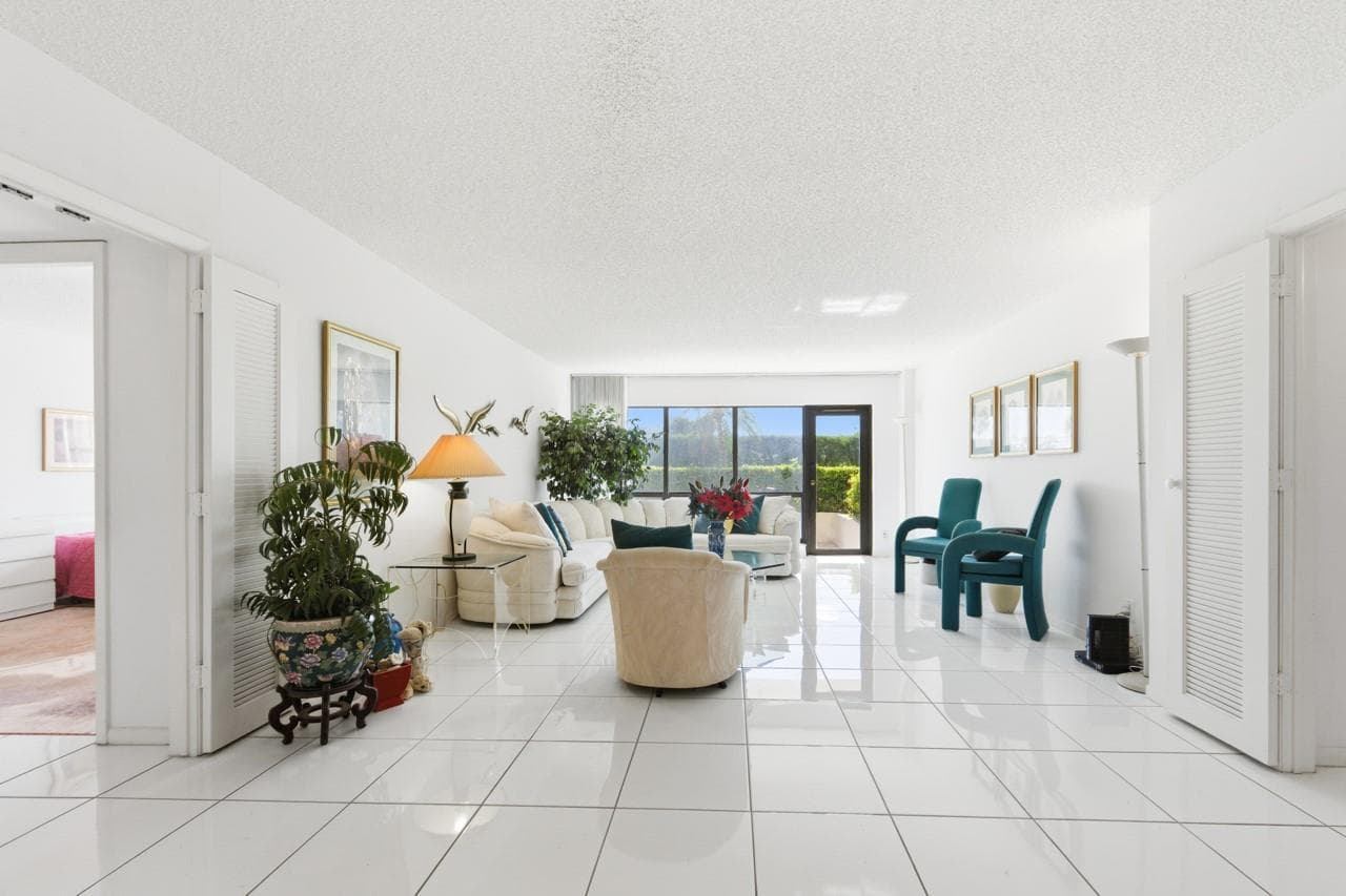 4900 N Ocean Boulevard 303 photo 4