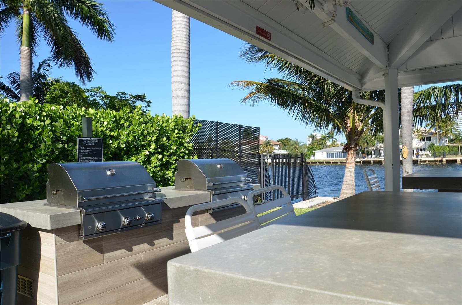 6201 Bay Club Drive 4 photo 23