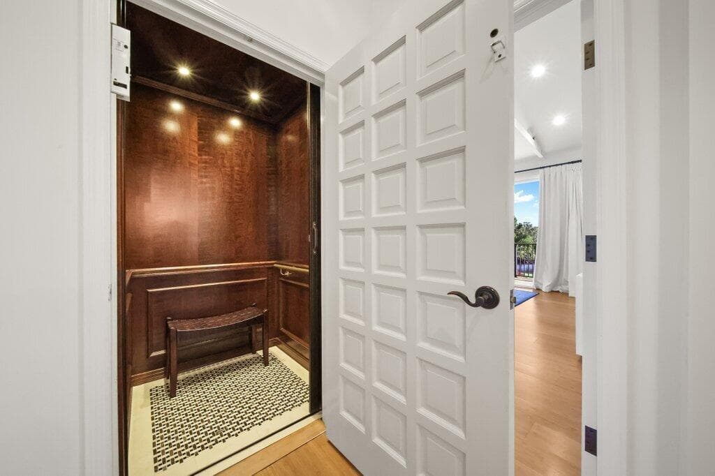 659 SW Bittern Street photo 19