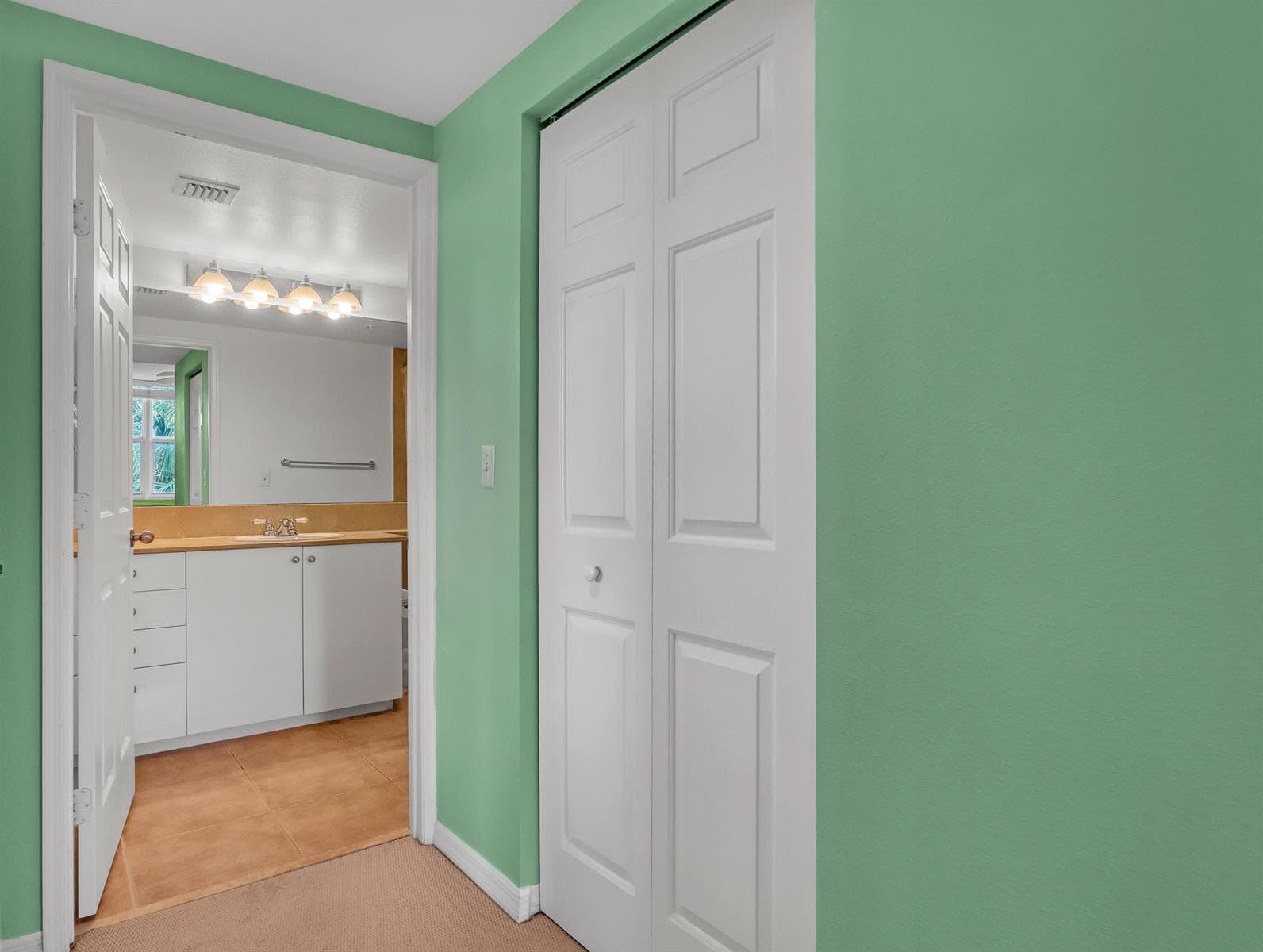 700 E Boynton Beach Boulevard 312 photo 22