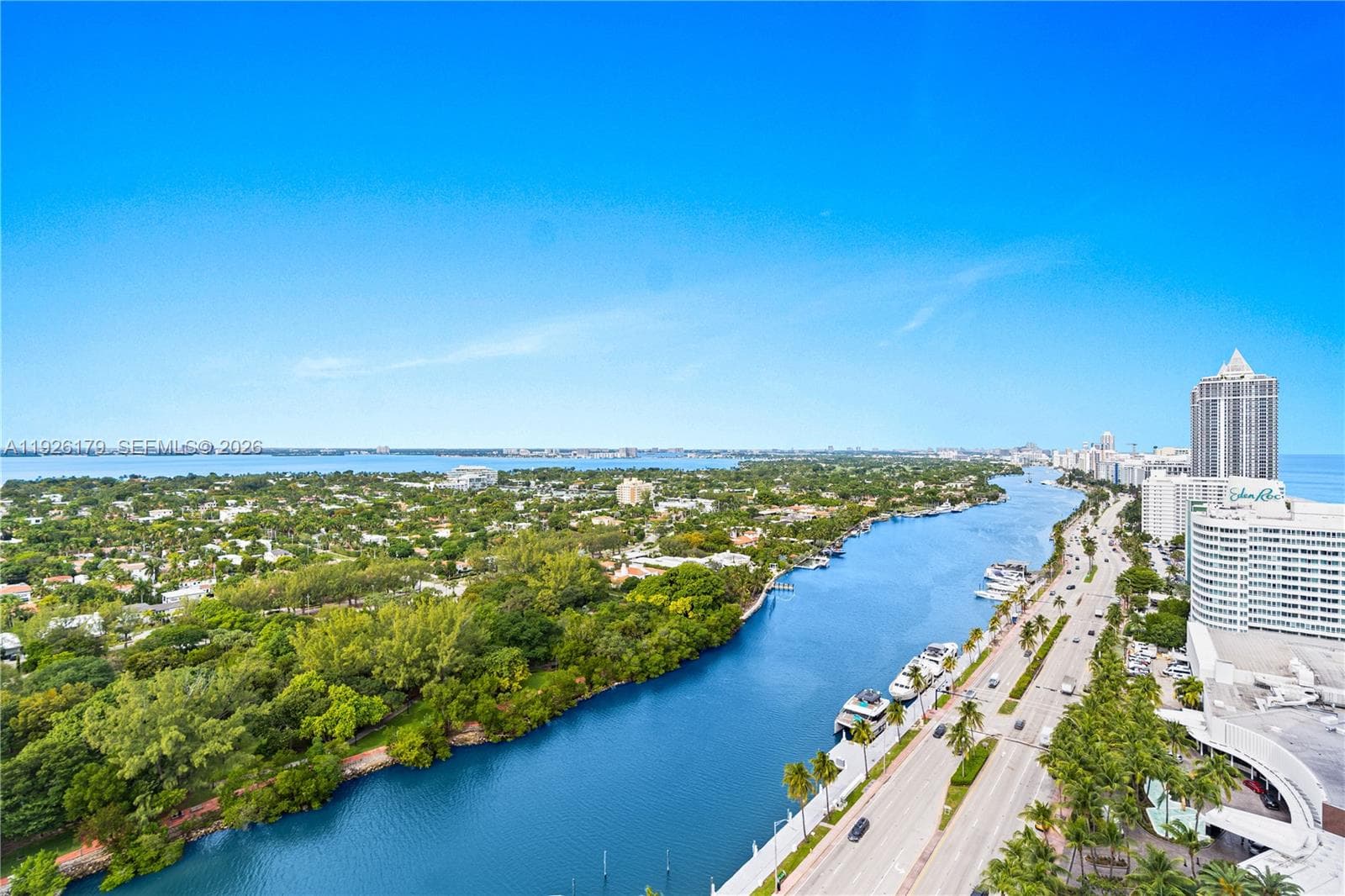 4401 Collins Ave 2517 photo 2