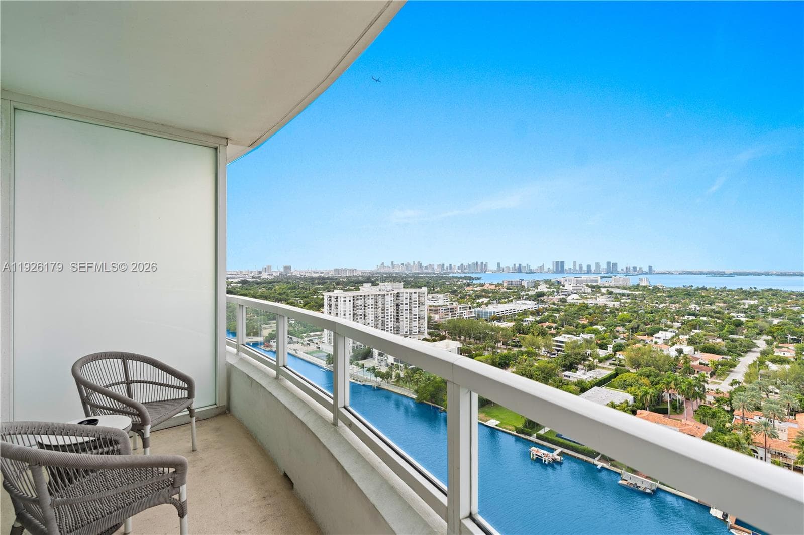 4401 Collins Ave 2517 photo 11