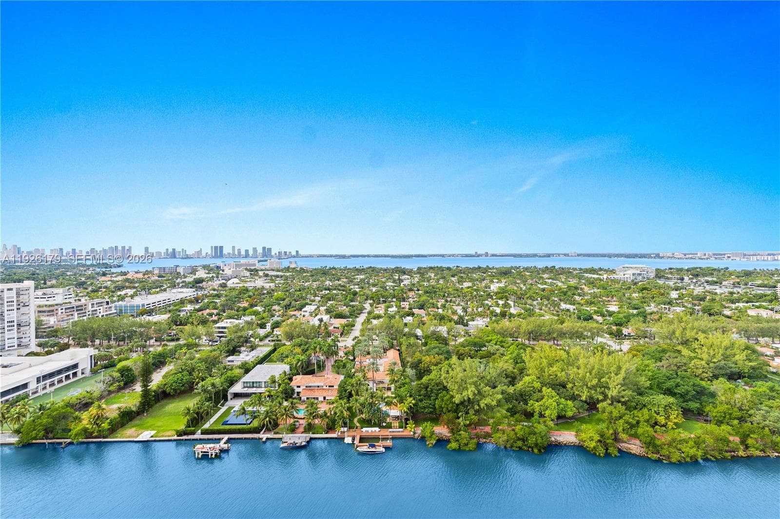 4401 Collins Ave 2517 photo 4