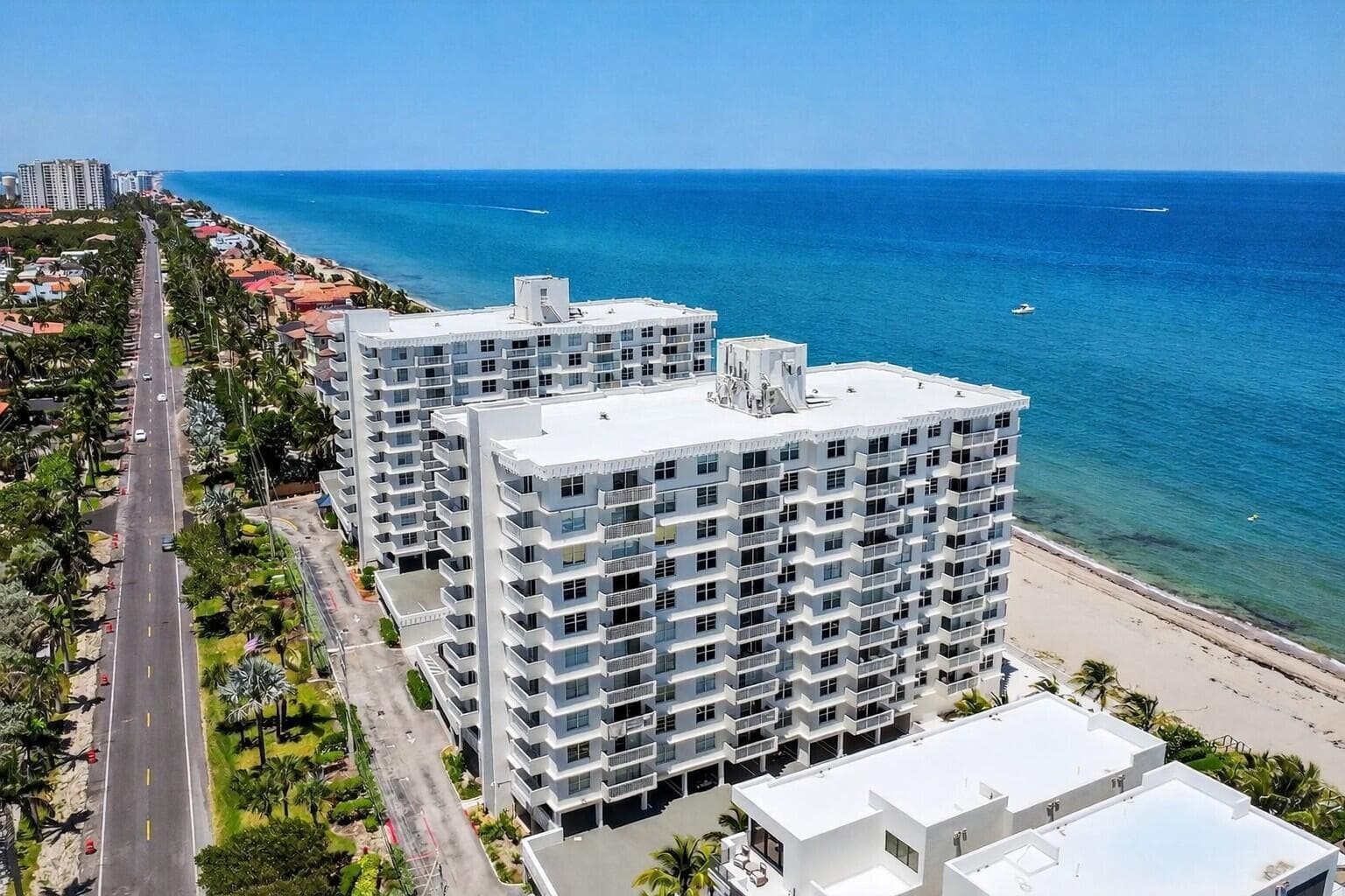 4511 S Ocean Boulevard 403 photo 2