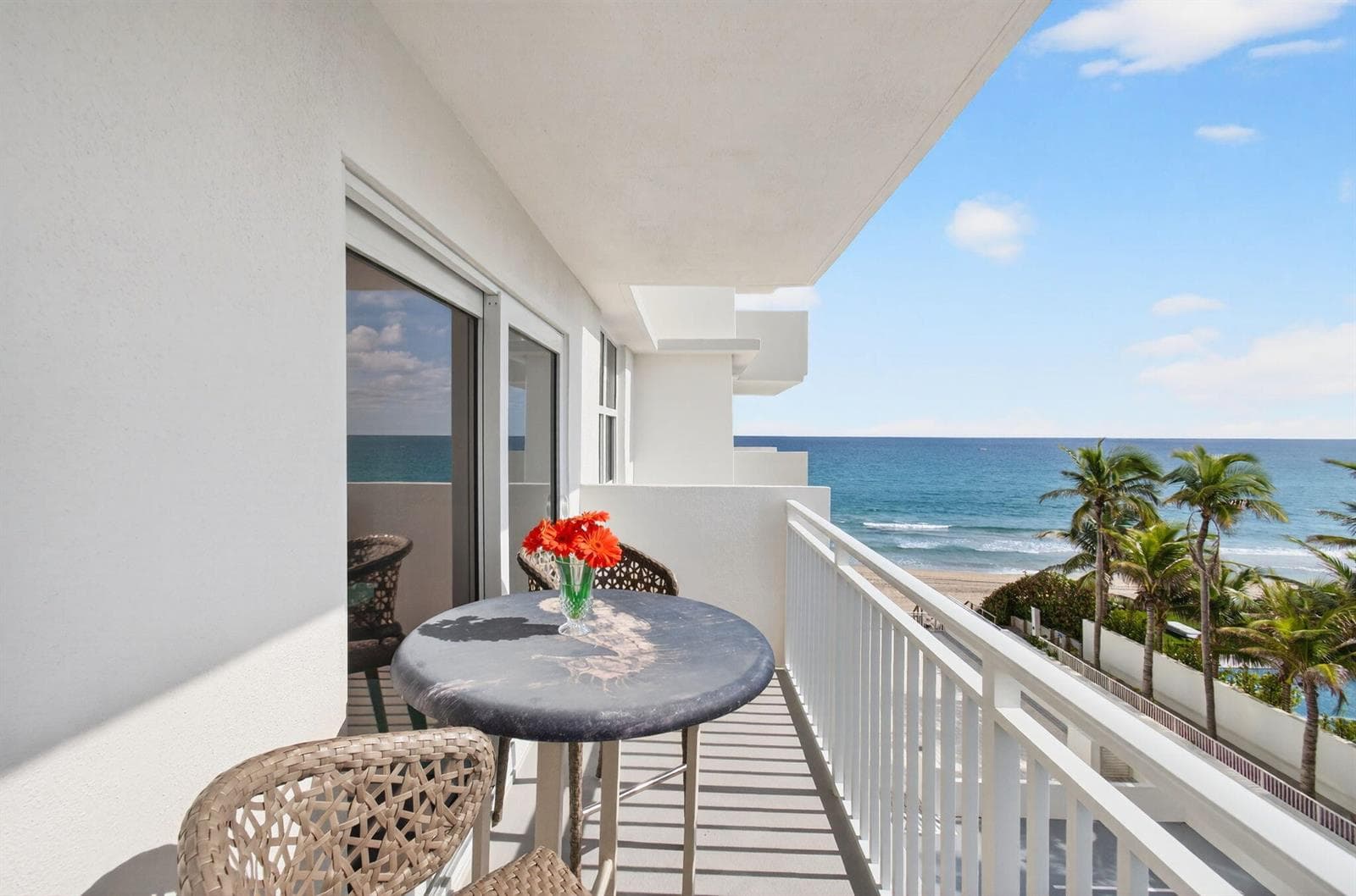 4511 S Ocean Boulevard 403 photo 3
