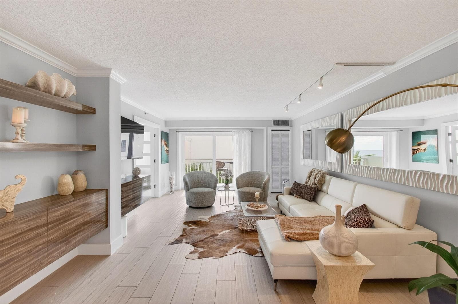 4511 S Ocean Boulevard 403 photo 1