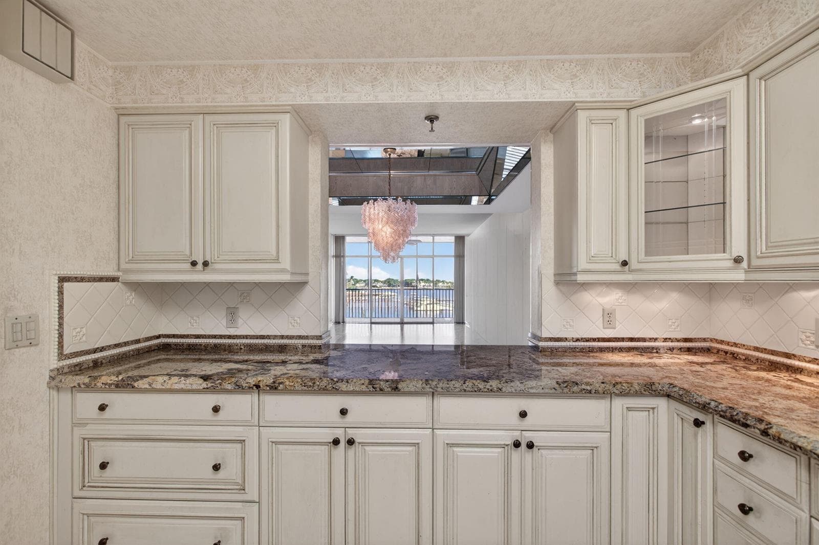 11390 Twelve Oaks Way 420 photo 11