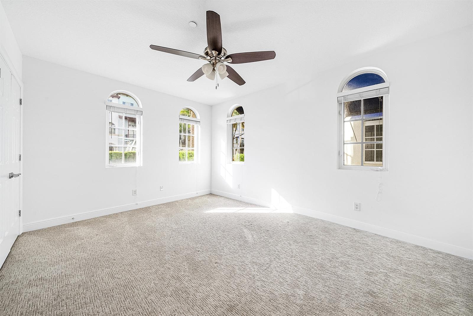 824 Virginia Garden Drive photo 8