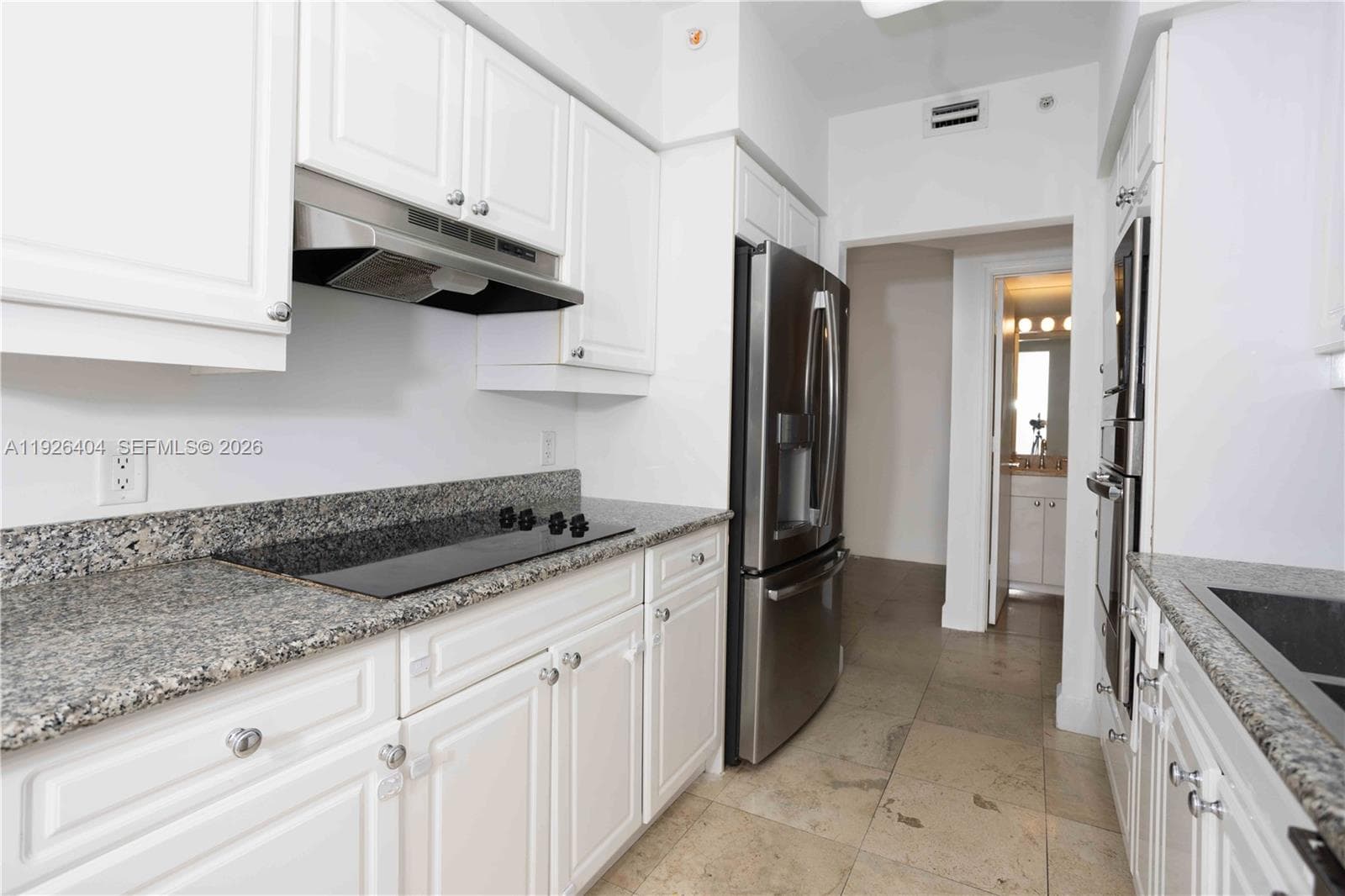4779 Collins Ave 504 photo 7