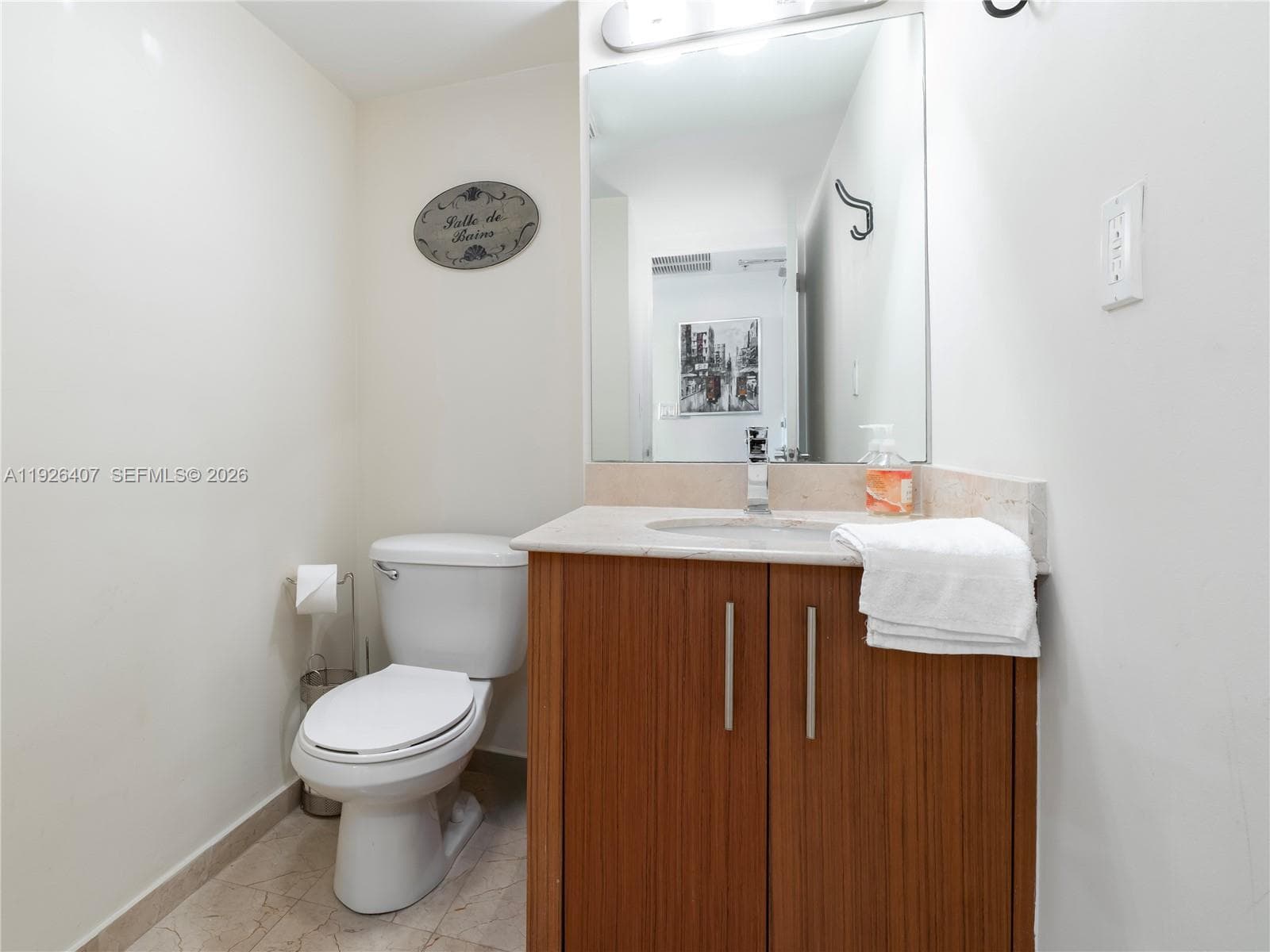 10275 Collins Ave 527 photo 17