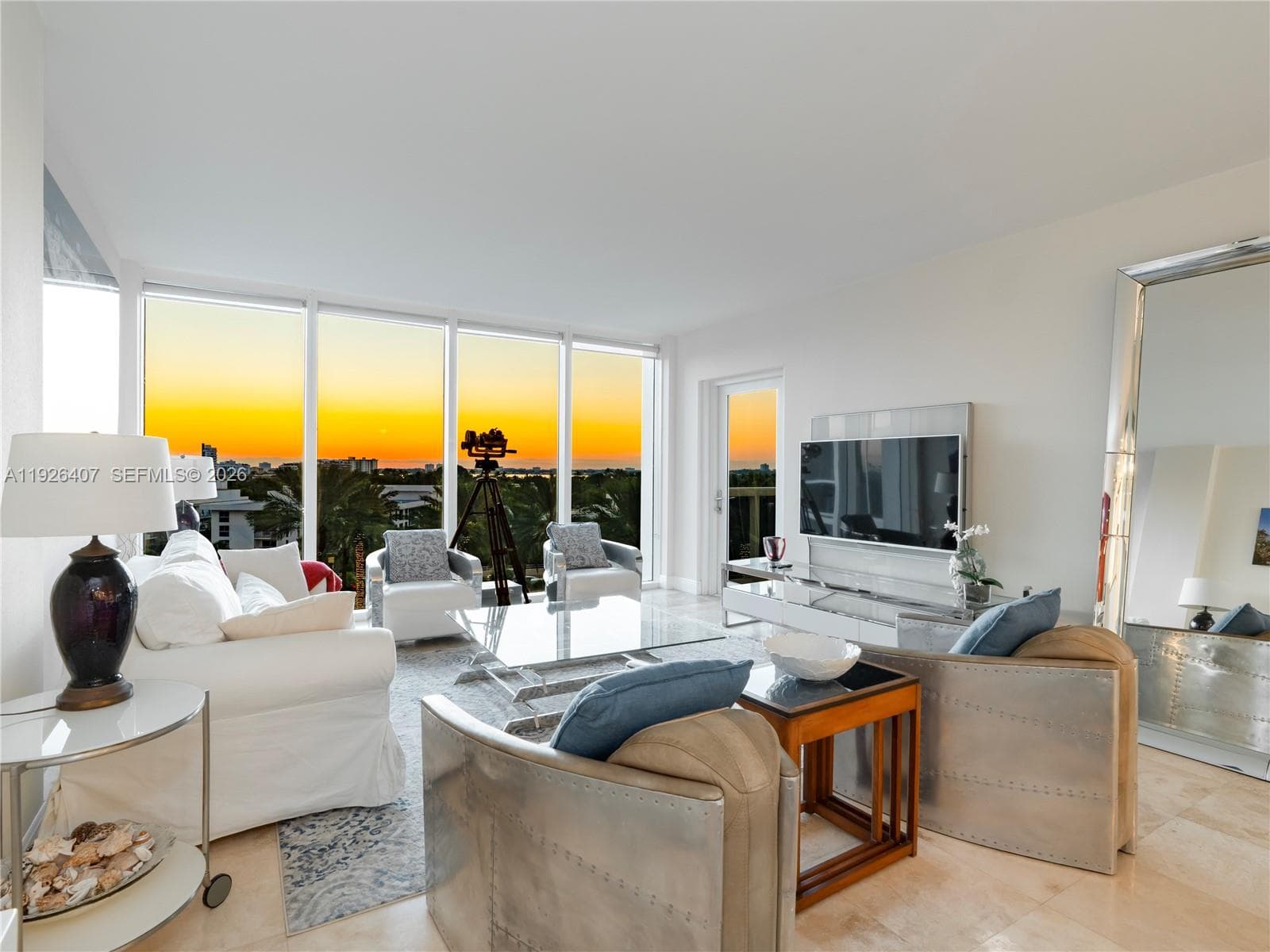 10275 Collins Ave 527 photo 1