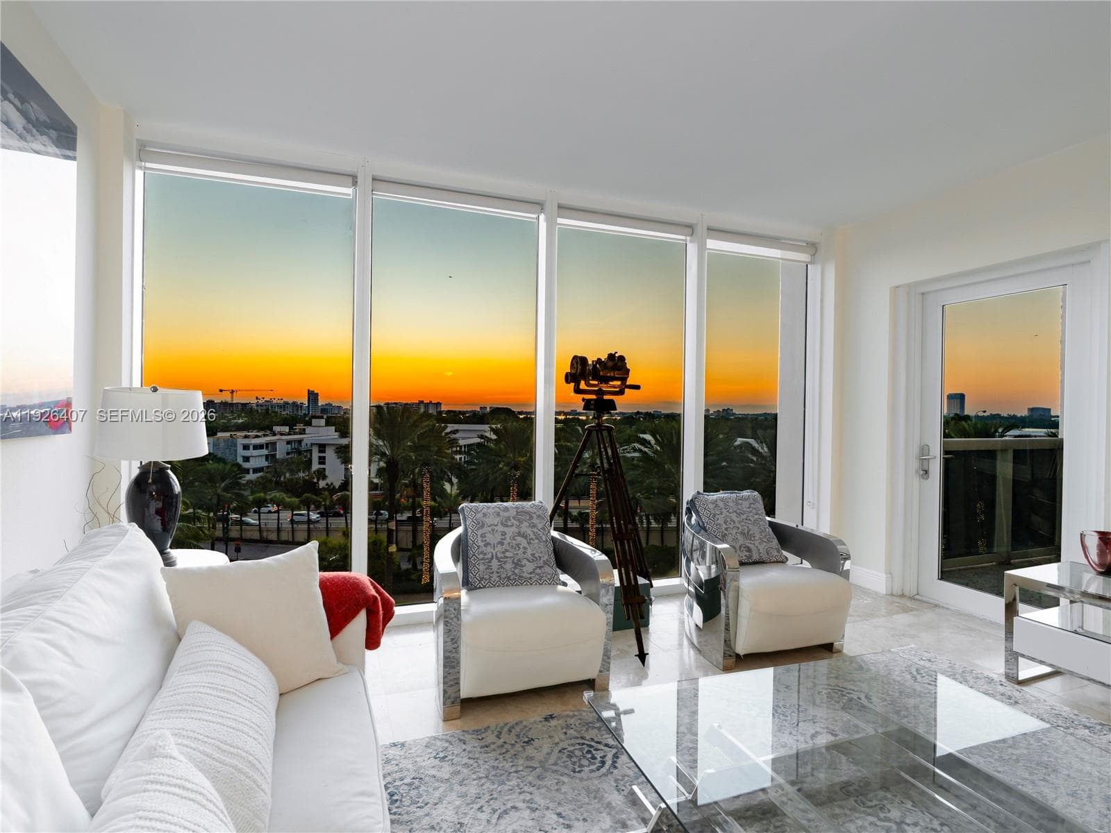 10275 Collins Ave 527 photo 8