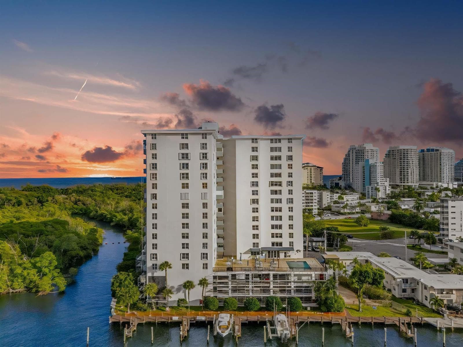 777 Bayshore Drive 1501 photo 16